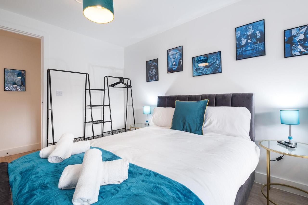 Ebra Stays - Choice Of 2 Or 3 Individual Beds - Luxury New Build Apartment ✪ City Centre, Digbeth ✓ Smart Tv'S & Large Corner Sofa - 버밍엄 외부 사진